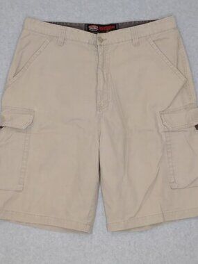 OTB Shorts Men's Size 40 Cargo Khaki Work Casual Zip Flat Front Belt Loops Tan